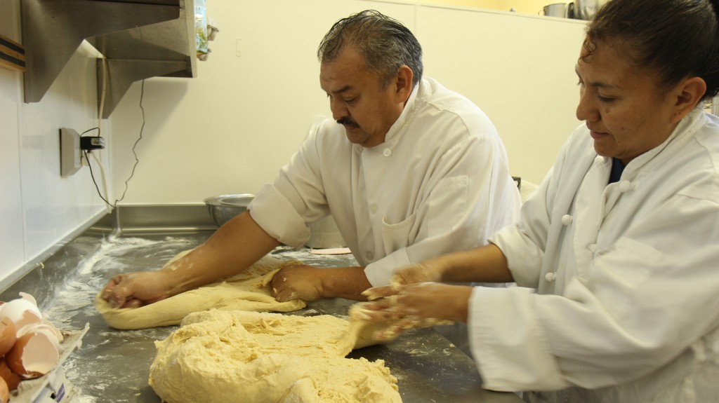 VIDEO: Baking Pan de Muerto with Chaac-Mool
