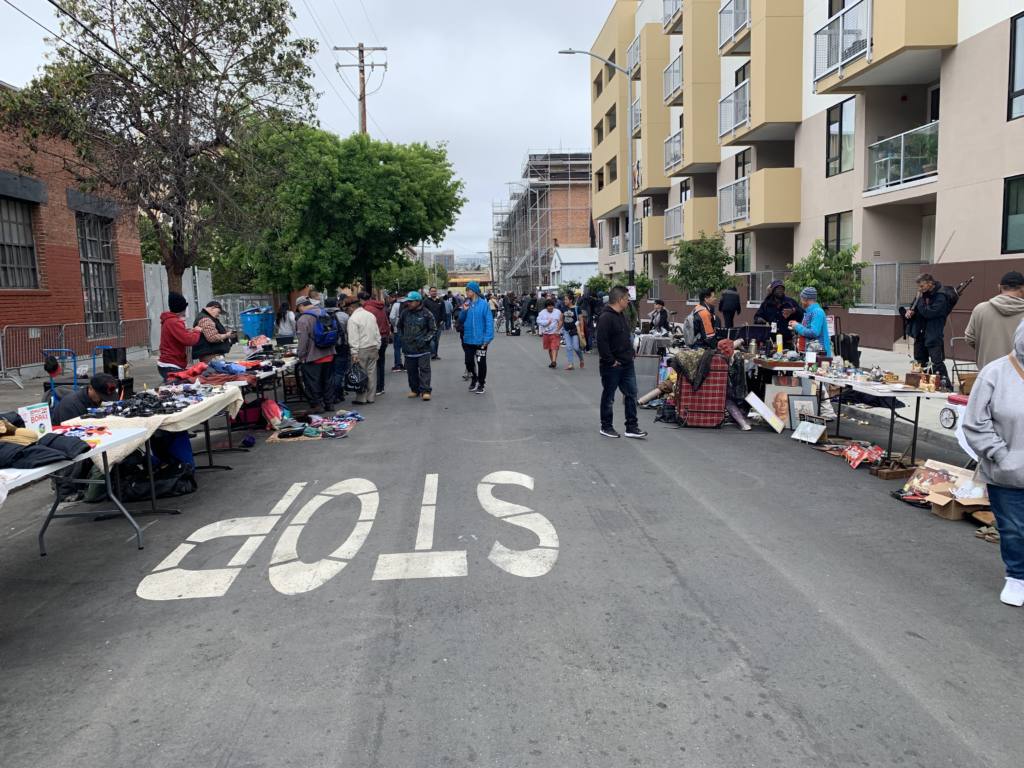 La Pulgita street market