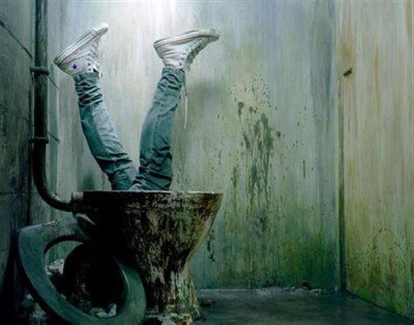 Trainspotting toilets