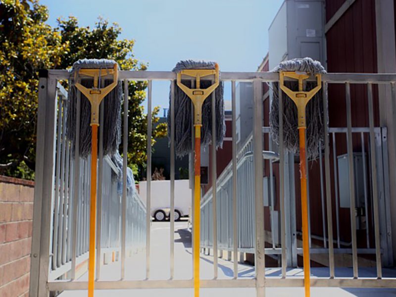 On Folsom street, Gate