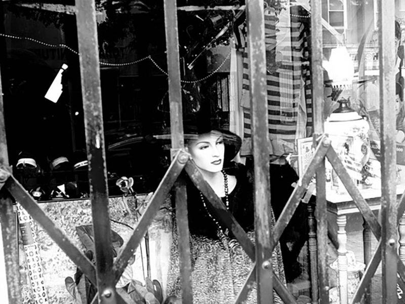 Who's that lady on Mission Street
