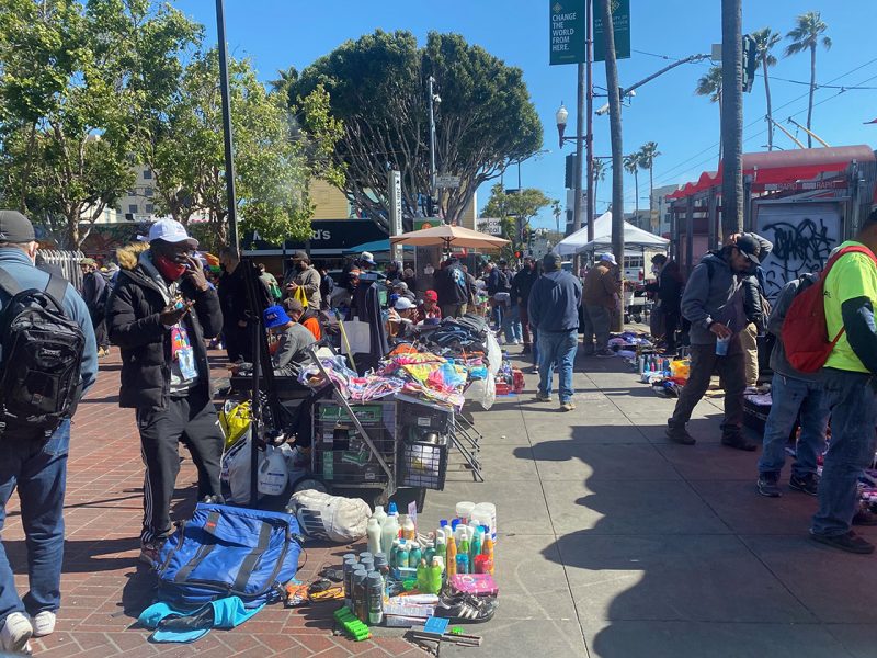 Ronen announces ban on Mission Street vending, suggests moving vendors indoors