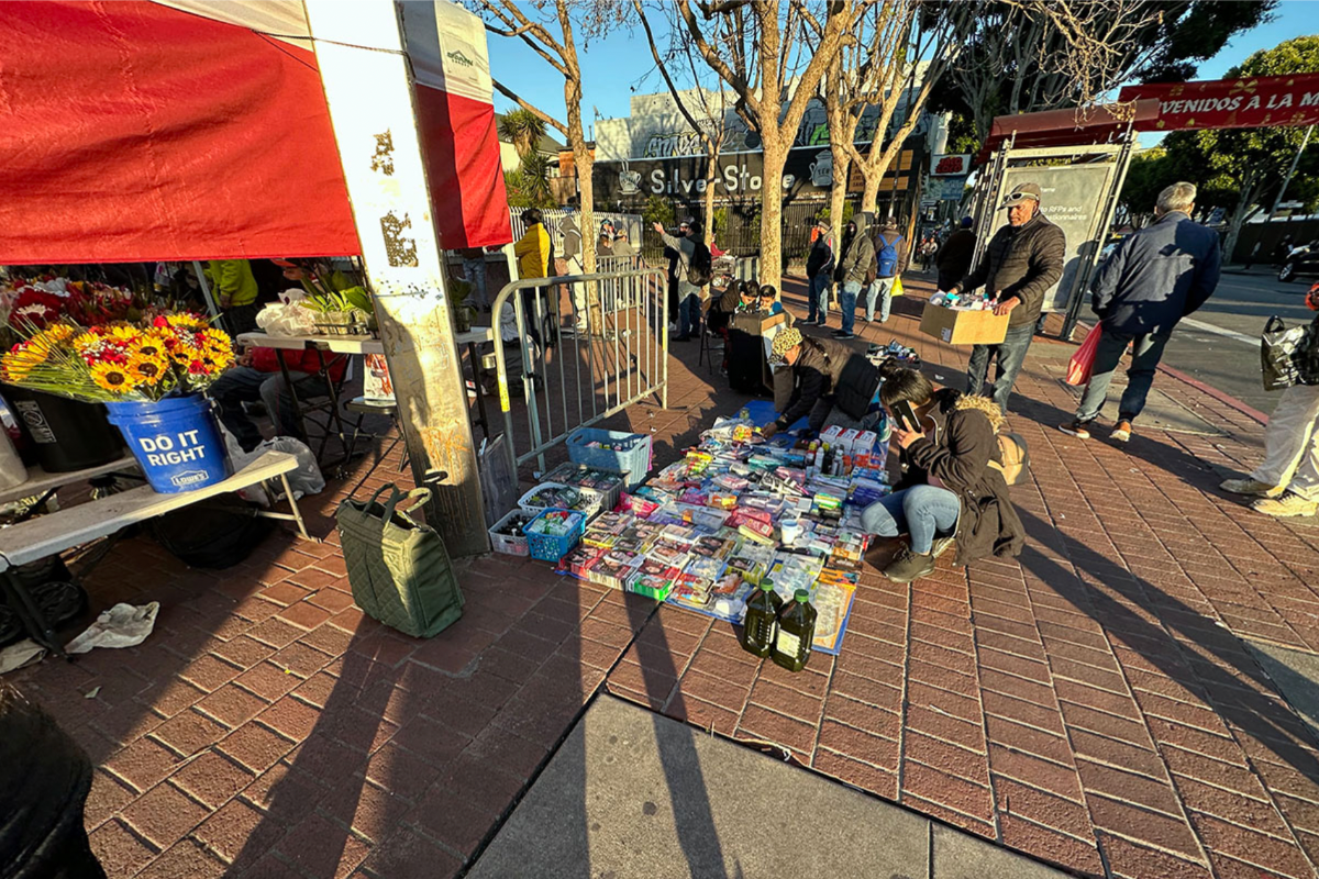 Photo of plaza and vendors