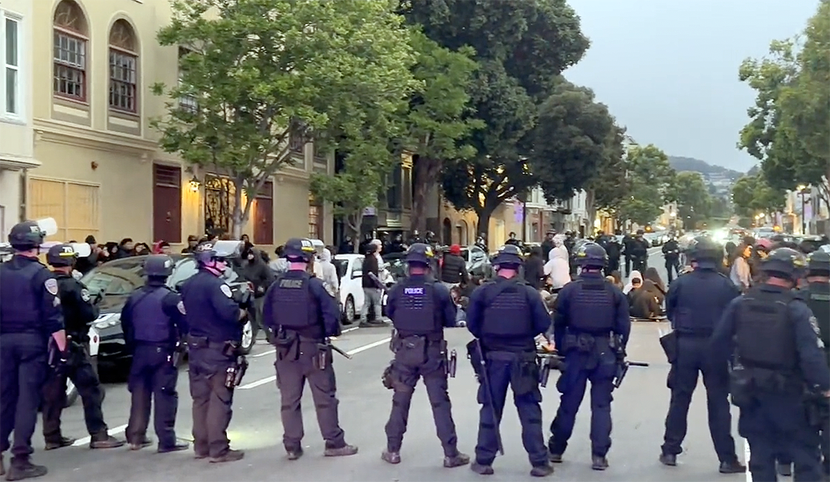 113 arrested in Dolores Park 'hill bomb' can sue as a group, judge rules