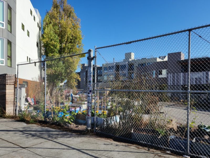 SF board says fence can stay around disputed Parcel 36