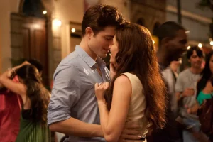 Robert pattinson and robert pattinson kiss in twilight.