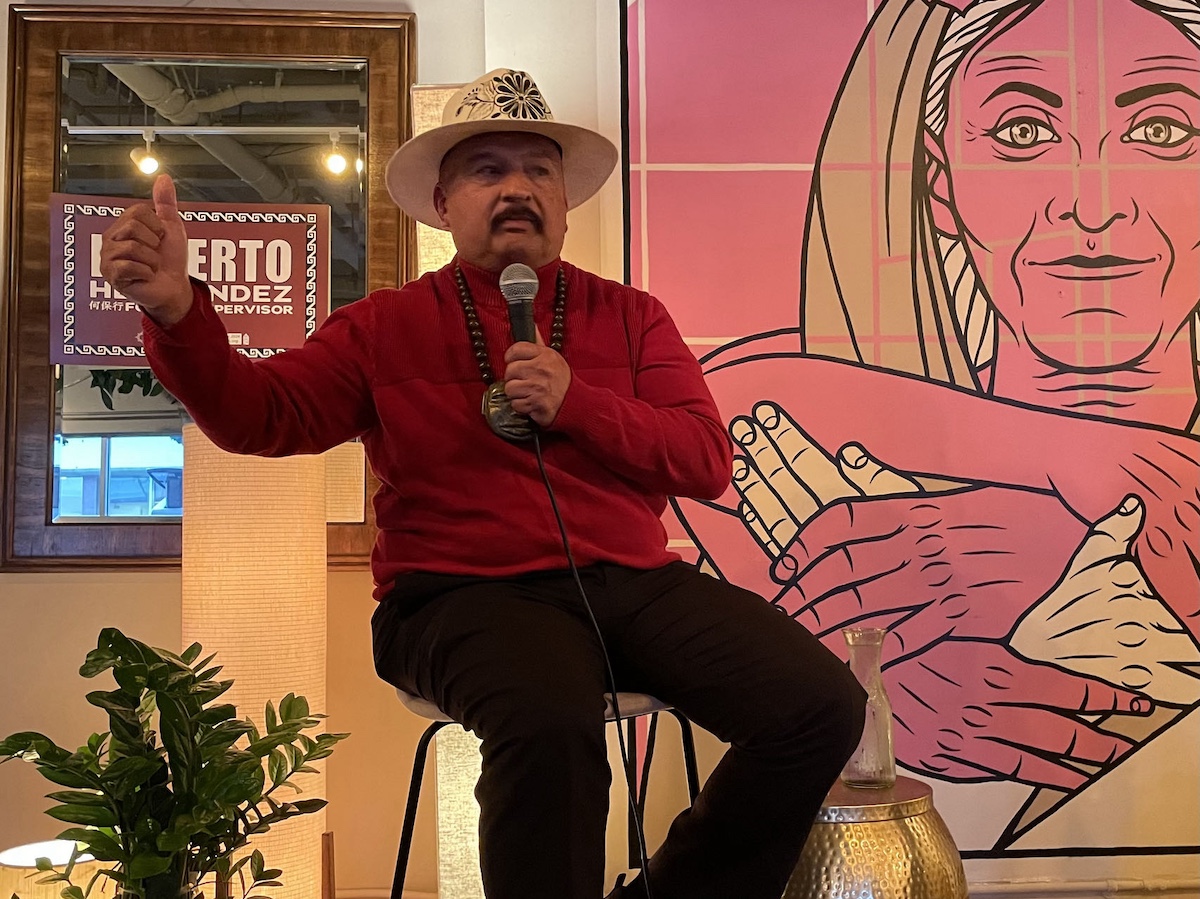 San Francisco District 9 candidate Roberto Hernandez at Manny's.