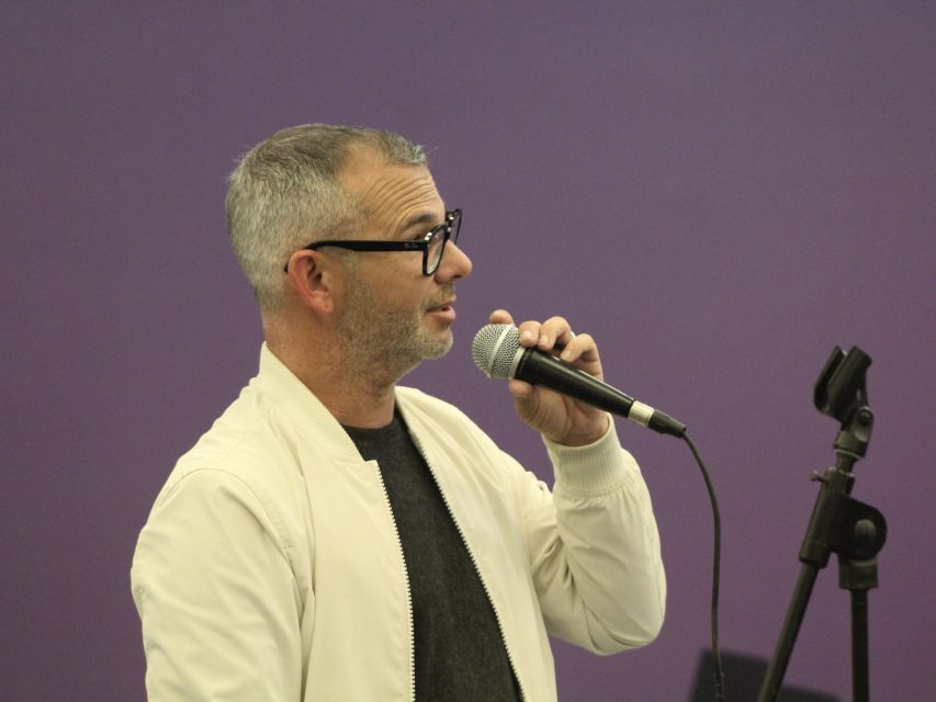 Vice President of Communication and candidate for interim president Gary McCoy speaks at the emergency meeting on Saturday Sep. 7, 2024. Photo by Oscar Palma.