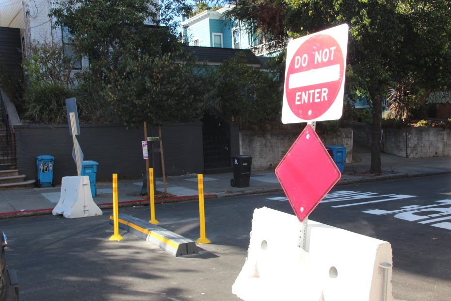 A view of the barriers on Shotwell Street between 21st and 20th streets on Wednesday, Oct. 23, 2024. Photo by Oscar Palma.