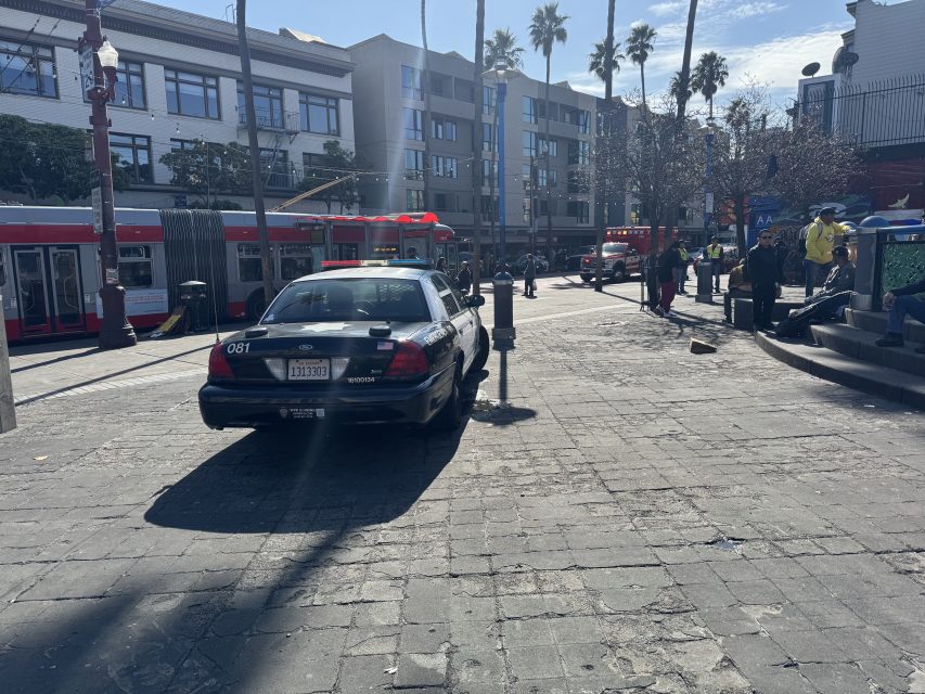A look of the Southwestern 16th Street BART plaza at 11 a.m. on Tuesday, March 11, 2025. Photo by Oscar Palma.
