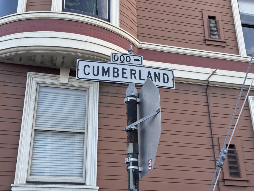 Cumberland Street could've been San Francisco's first fully permeable paved street. Photo by Oscar Palma.
