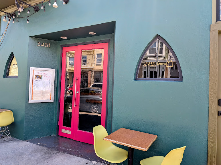 Regalito El Mil Amores: New venture in a familiar space