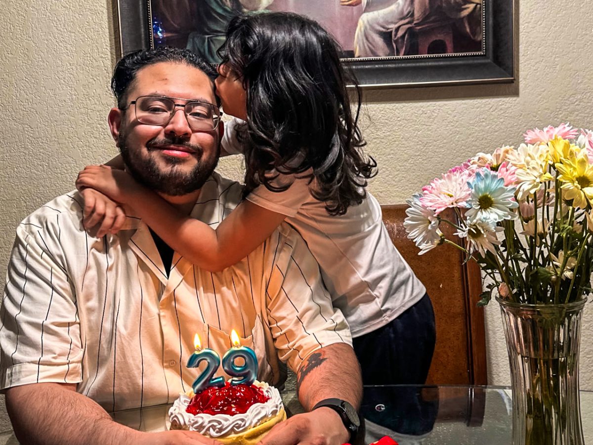 ‘I haven’t slept. I haven’t eaten.’ Bay Area immigrants desperate as protections end.