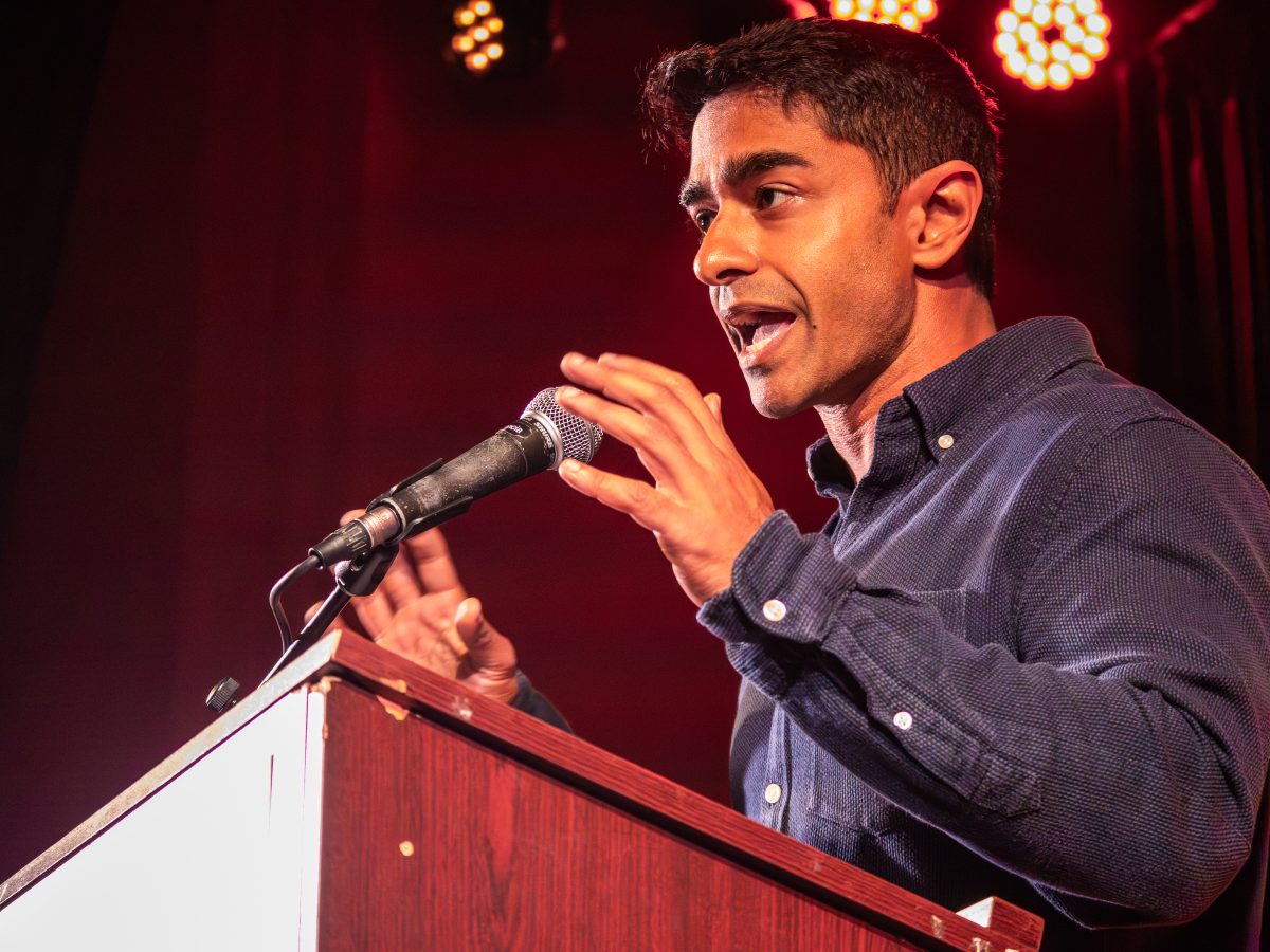 Chakrabarti’s new poll puts him closer to Wiener heading into June primary