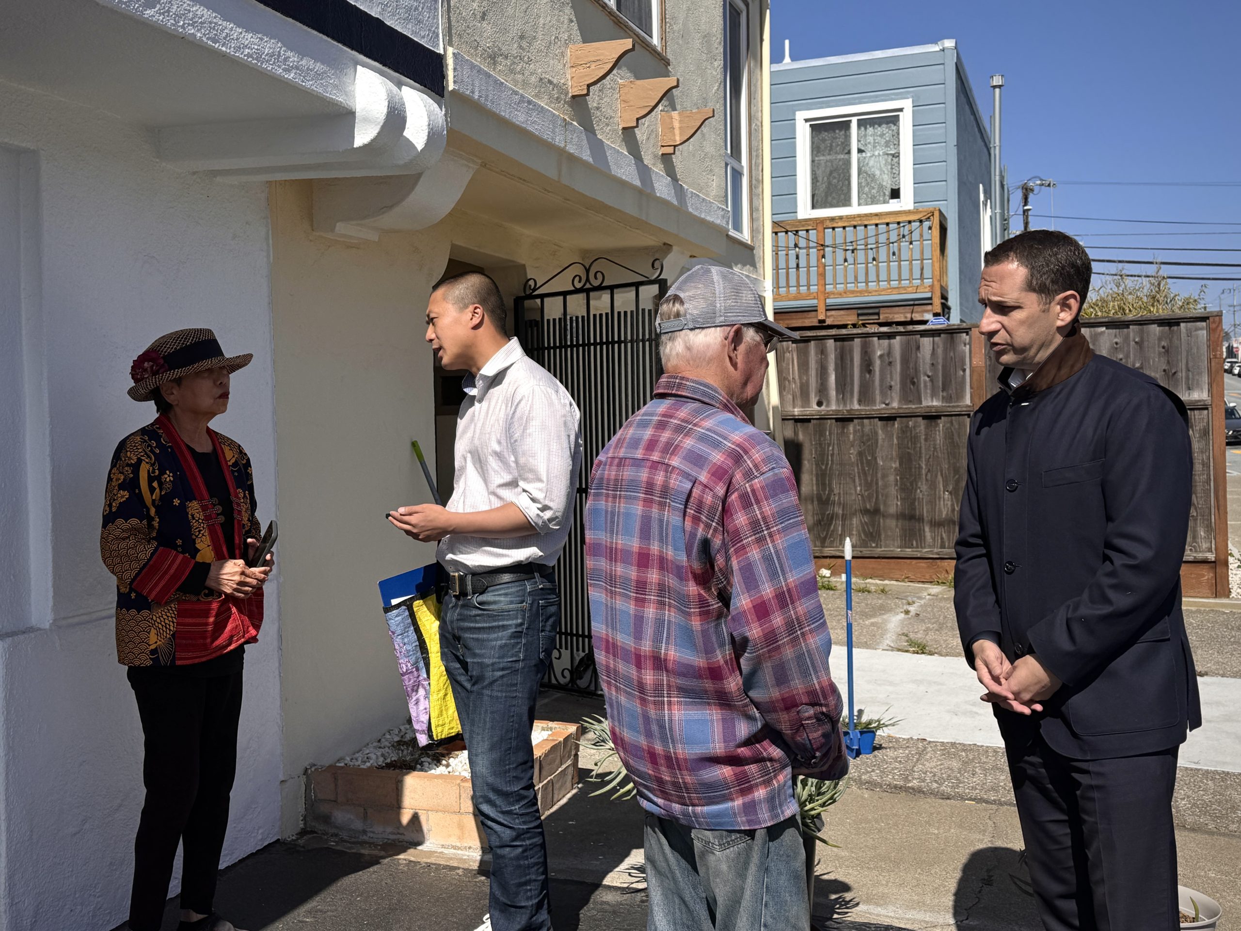 See How They Run: Mayor Lurie is popular. Can he transfer it to Alan Wong?